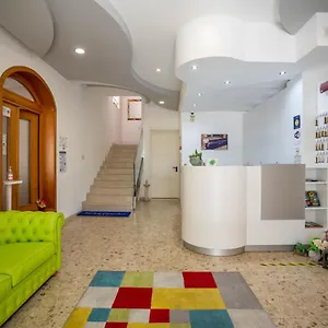 hotel-eraclea.hotelinveneto.com/